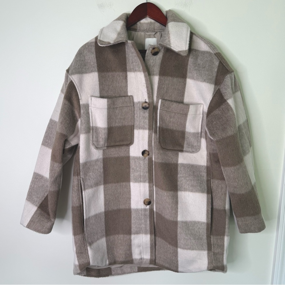 H&M Cozy Plaid Oversized Shacket Size Small